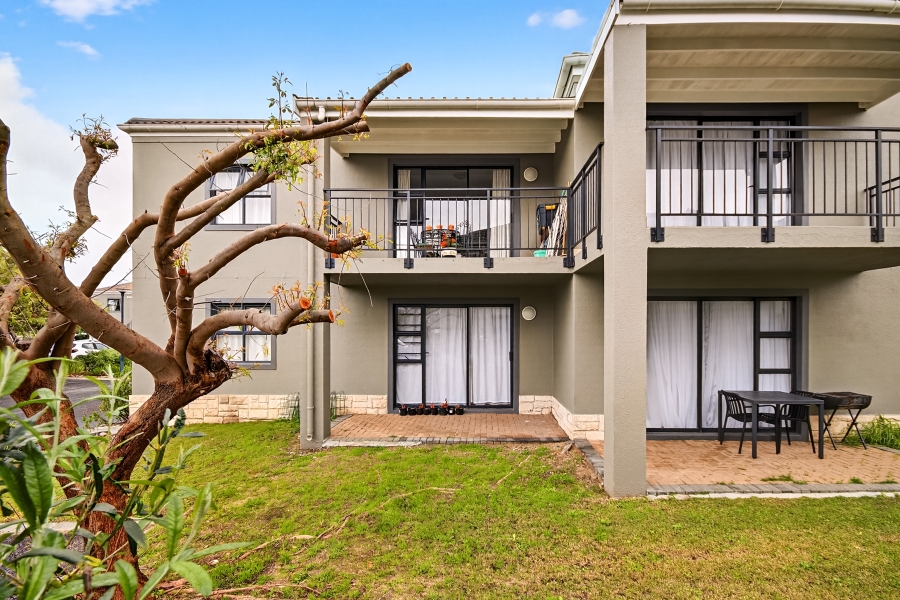 To Let 2 Bedroom Property for Rent in Heritage Park Western Cape